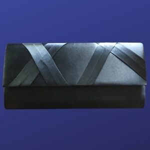 𝅺LA REGALE Evening Clutch Bag Shoulder Bag, Black Satin, Pre-owned Vintage